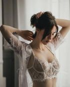 Lesbian female service from Ohanna 24 7