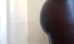 Escorts Kris Phone: 97430760769